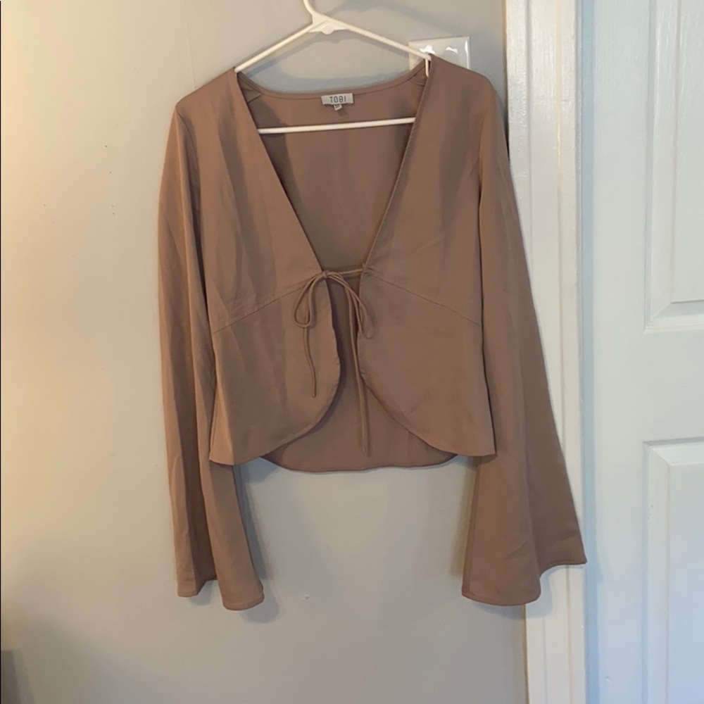 Mauve statement sleeve top